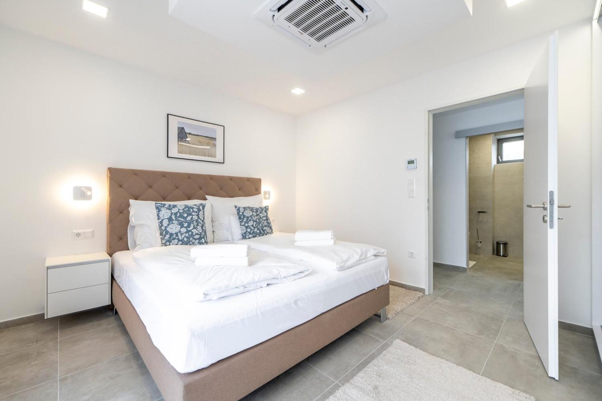 Swu Opera Apartment บูดาเปสต์ ภายนอก รูปภาพ